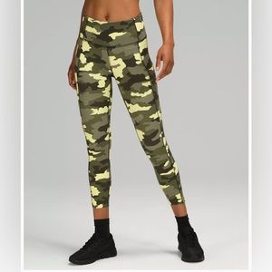 NWOT Lululemon Fast and Free HR Tight / Size 6 / 25”